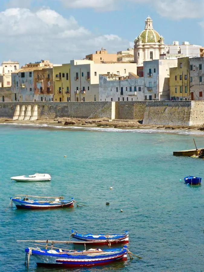 Contemporary Apartment In Trapani 50 M² With Balcony 0*,  이탈리아